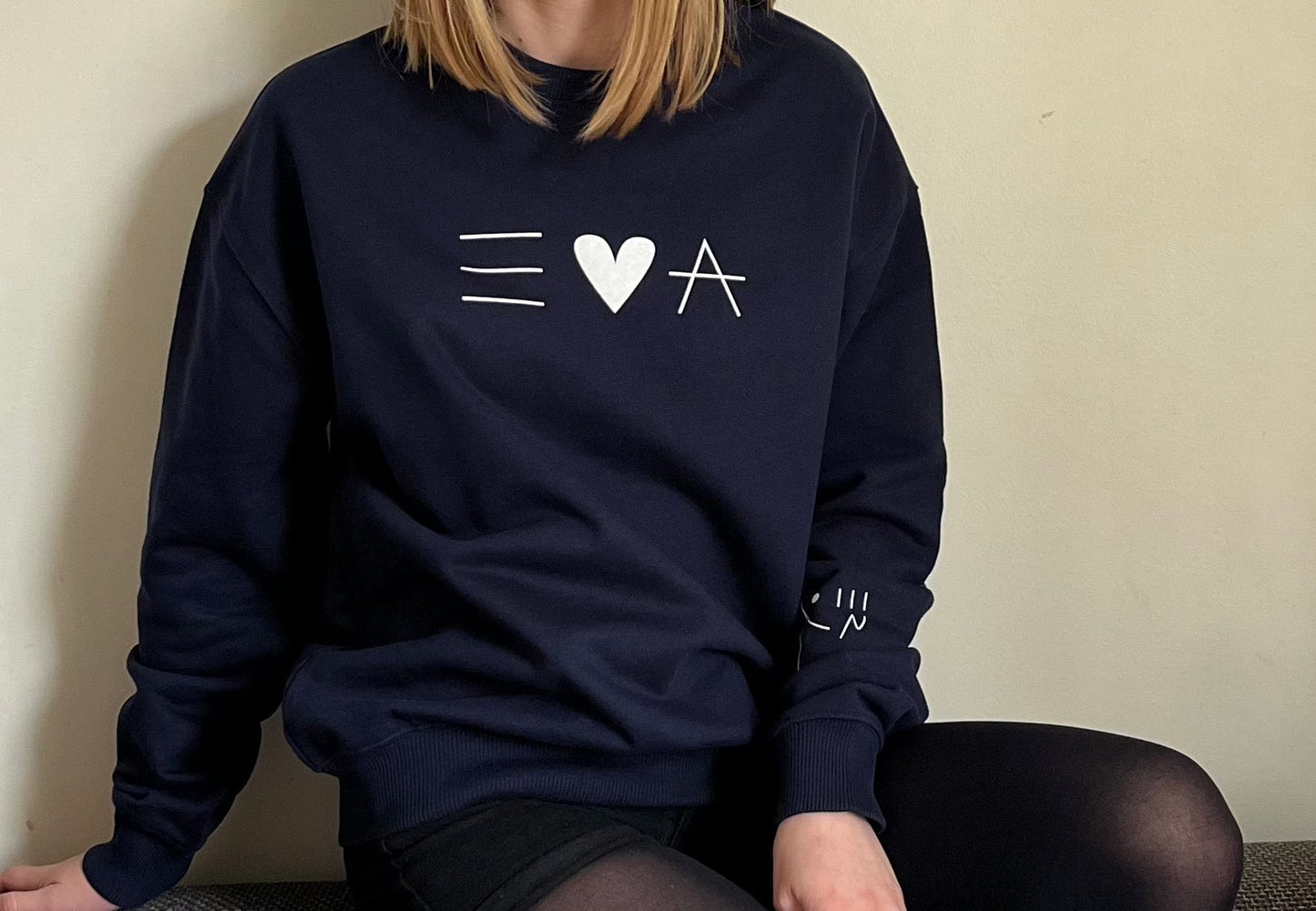 ERILINE EMA - tumesinine pusa